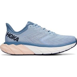 Hoka One One Arahi 5